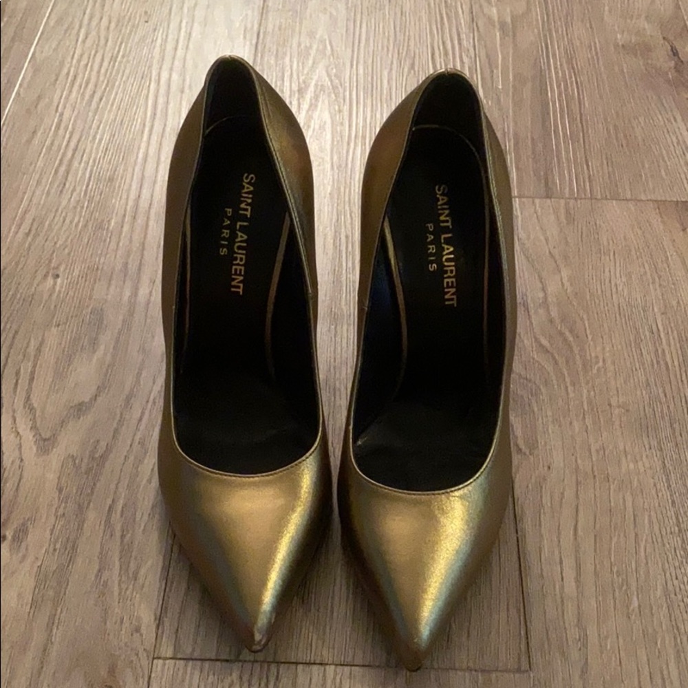 Saint Laurent matte gold pumps size 36.5 (6.5)